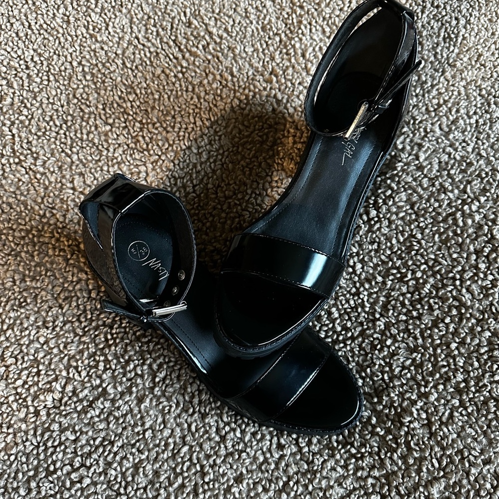 Nasty Gal Chunky Black Women's Heels